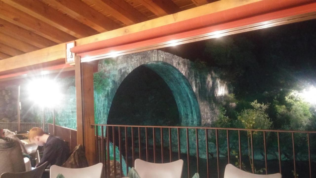 La Cochera Madrigal de la Vera Bagian luar foto